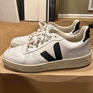 Veja Sneakers